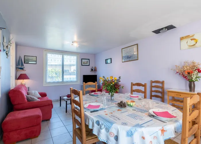 La Fourmi By Interhome Сasa de vacaciones *